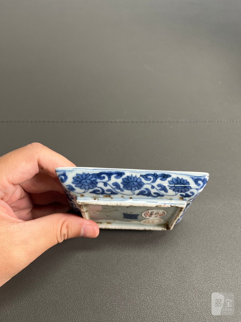 明万历  青花开光花鸟纹四方小碟（一对） - 图11